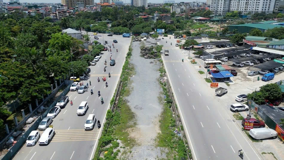 Chuyển động mới tại &ldquo;điểm nghẽn&rdquo; giao th&ocirc;ng ph&iacute;a Nam H&agrave; Nội- Ảnh 1.