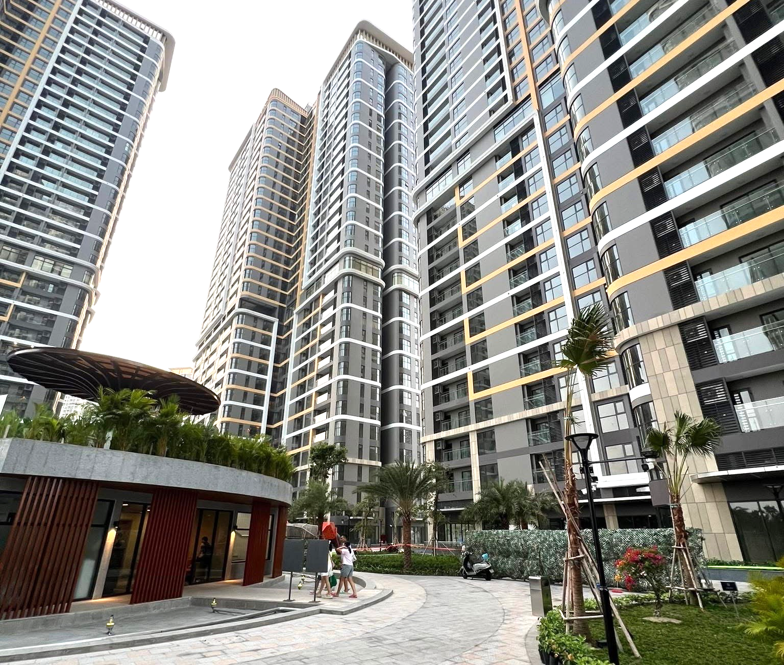 Thị trường bất động sản quý I/2026: Chung cư dẫn dắt, đất nền nhạy với biến động- Ảnh 1.