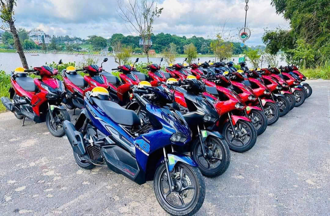 L&acirc;m Đồng: Quản l&yacute; dịch vụ cho kh&aacute;ch nước ngo&agrave;i thu&ecirc; xe m&ocirc; t&ocirc;- Ảnh 1.