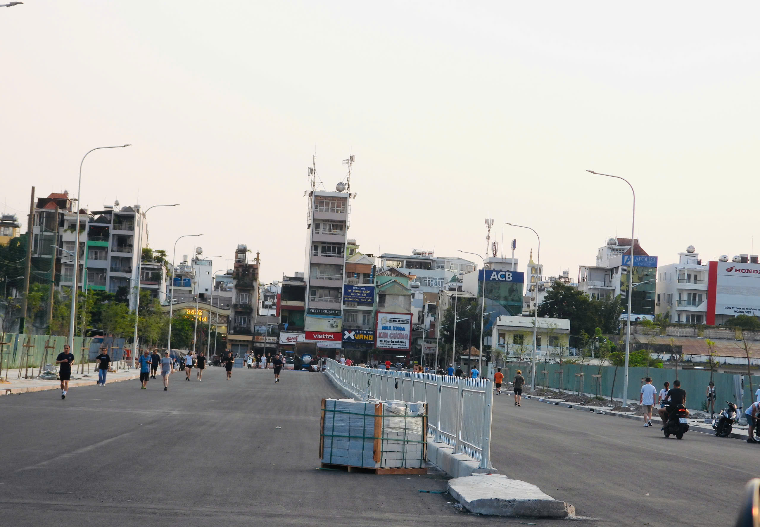 5 tuyến đường xuy&ecirc;n trường đua Ph&uacute; Thọ dần lộ diện, 2 trục ch&iacute;nh sắp th&ocirc;ng xe- Ảnh 3.