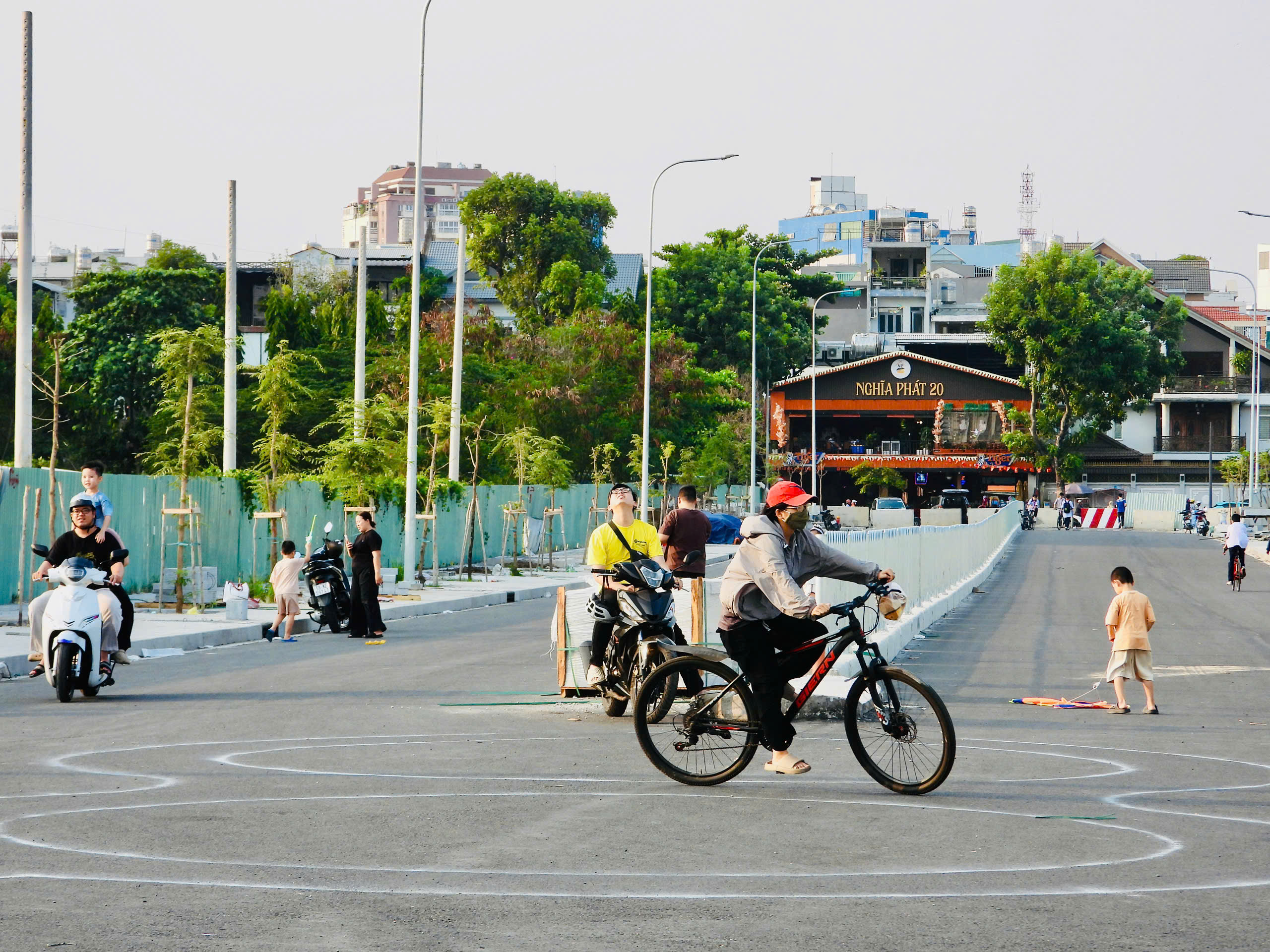 5 tuyến đường xuy&ecirc;n trường đua Ph&uacute; Thọ dần lộ diện, 2 trục ch&iacute;nh sắp th&ocirc;ng xe- Ảnh 16.