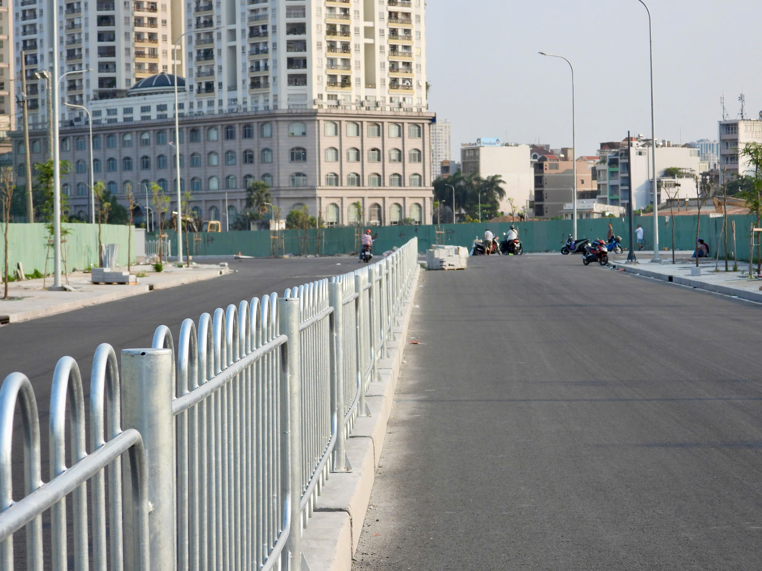 5 tuyến đường xuy&ecirc;n trường đua Ph&uacute; Thọ dần lộ diện, 2 trục ch&iacute;nh sắp th&ocirc;ng xe- Ảnh 4.