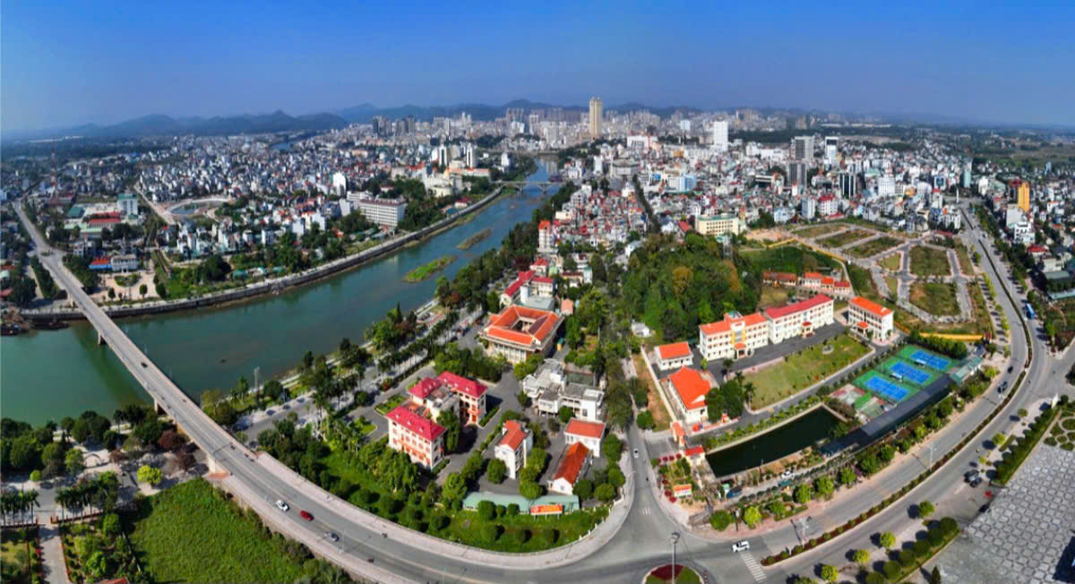 Bộ Chính trị đồng ý chủ trương thành lập thành phố Quảng Ninh trực thuộc Trung ương- Ảnh 1. Bộ Chính trị đồng ý chủ trương thành lập thành phố Quảng Ninh trực thuộc Trung ương- Ảnh 1.