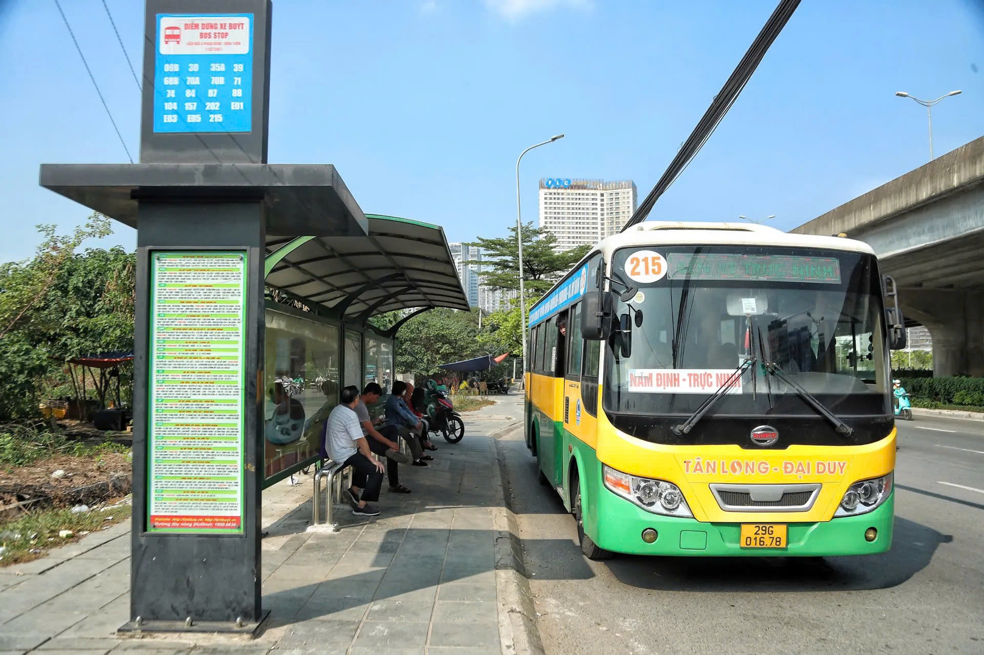 H&agrave; Nội l&ecirc;n lộ tr&igrave;nh chuyển đổi xanh cho hơn 20 tuyến bu&yacute;t kế cận- Ảnh 1.