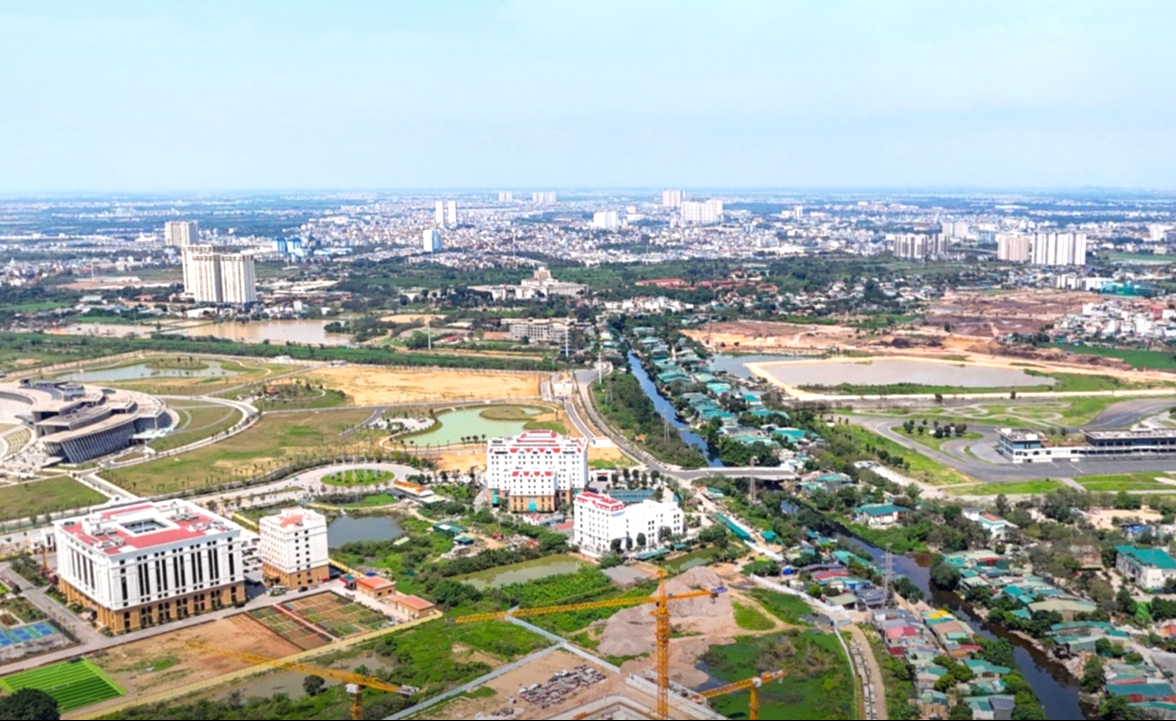 Thị trường bất động sản vào vòng sàng lọc, ai phải rời "cuộc chơi"?- Ảnh 1.