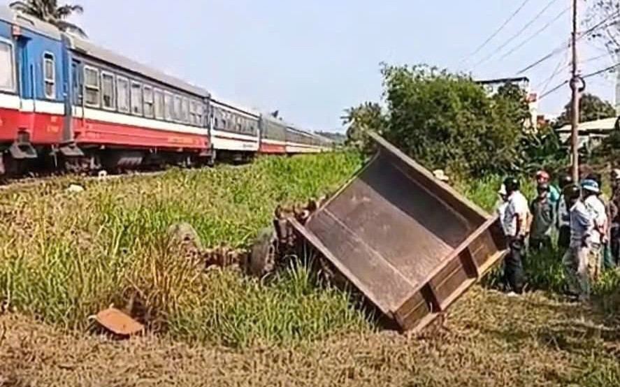 Tăng chế t&agrave;i, ngăn tai nạn đường sắt từ c&aacute;c điểm giao cắt nguy hiểm- Ảnh 4.