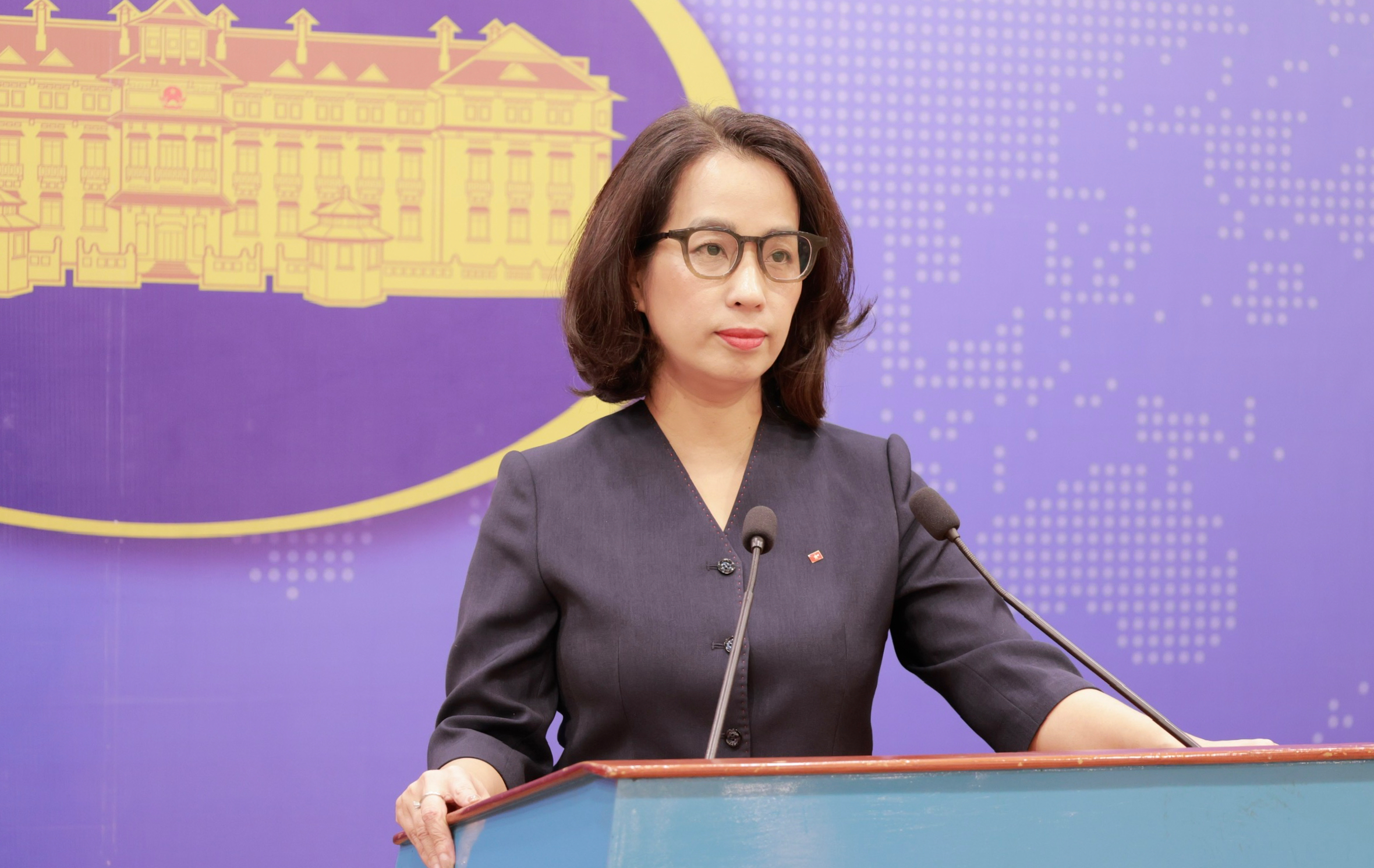 Bộ Ngoại giao đã hỗ trợ 556 công dân Việt Nam bị mắc kẹt tại Trung Đông- Ảnh 1. Bộ Ngoại giao đã hỗ trợ 556 công dân Việt Nam bị mắc kẹt tại Trung Đông- Ảnh 1.