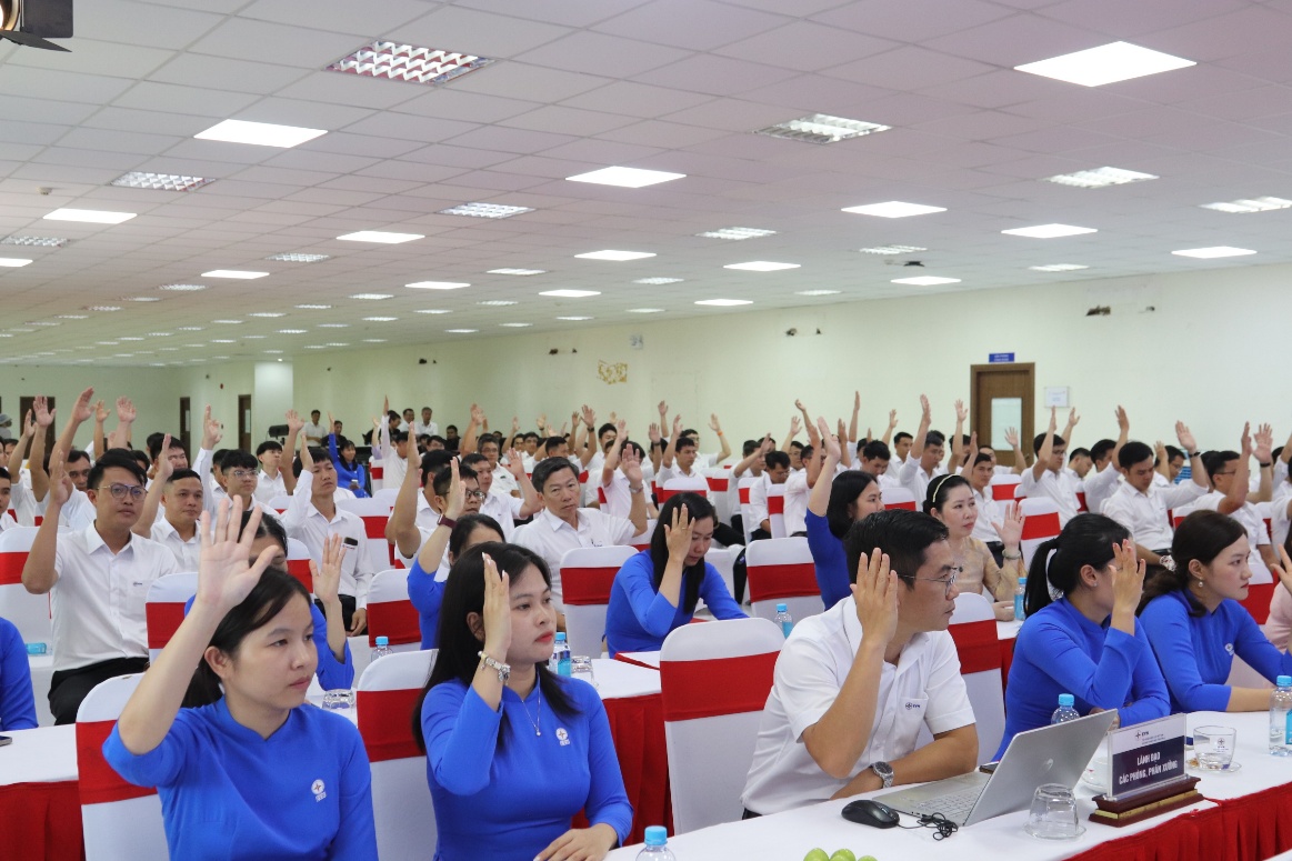 Hội nghị người lao động nhà máy Nhiệt điện Vĩnh Tân 4 năm 2026: Khẳng định nỗ lực- Ảnh 2. Hội nghị người lao động nhà máy Nhiệt điện Vĩnh Tân 4 năm 2026: Khẳng định nỗ lực- Ảnh 2.