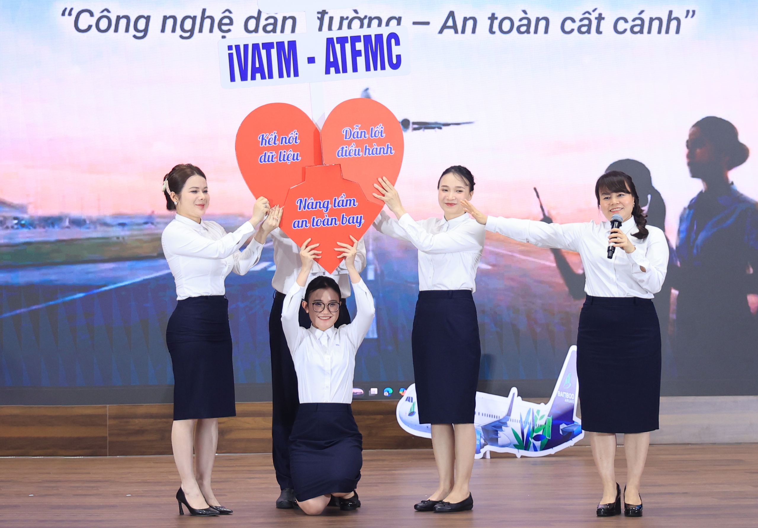 VATM đưa chuyển đổi số v&agrave;o hội thi b&aacute;o c&aacute;o vi&ecirc;n, đưa Nghị quyết của Đảng v&agrave;o cuộc sống- Ảnh 2.