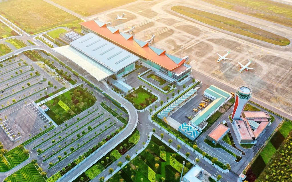 Quảng Ninh trao quyết định đầu tư KCN Đ&ocirc;ng Bắc s&acirc;n bay V&acirc;n Đồn hơn 2.500 tỷ đồng- Ảnh 3.