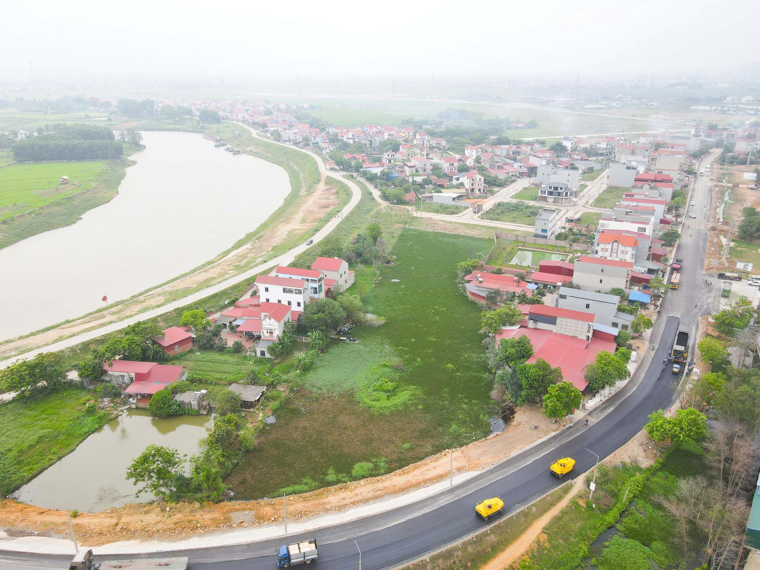 Người d&acirc;n Bắc Ninh đồng thuận hiến đất tiền tỷ, dự &aacute;n mở rộng tỉnh lộ 296 về đ&iacute;ch sớm- Ảnh 23.