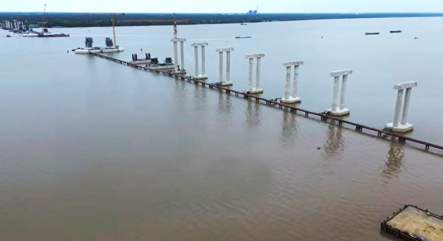 Cần Thơ: Gấp r&uacute;t gỡ n&uacute;t thắt mặt bằng, vật liệu để khởi c&ocirc;ng tuyến nối cầu Đại Ng&atilde;i- Ảnh 2.