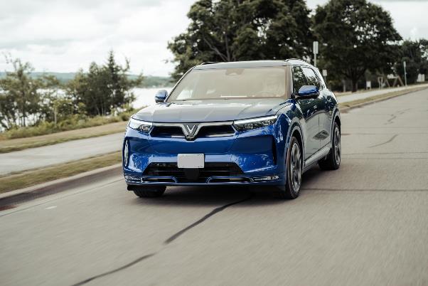 Vì sao VinFast VF 9 được giới doanh nhân ưu tiên cho hành trình dài?- Ảnh 1.