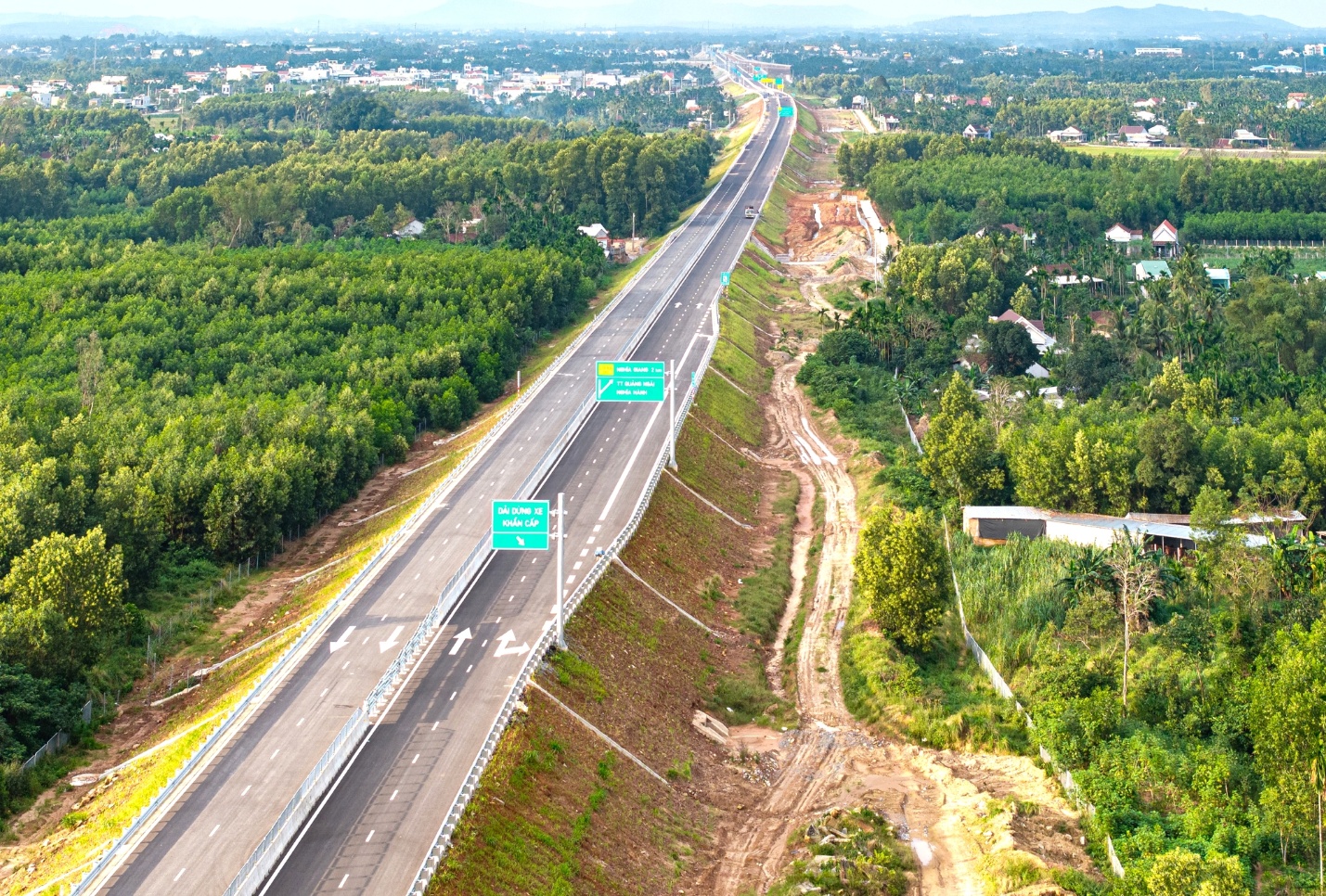 Bộ X&acirc;y dựng ban h&agrave;nh Chương tr&igrave;nh thực hiện Nghị quyết 79 về ph&aacute;t triển kinh tế Nh&agrave; nước- Ảnh 2.