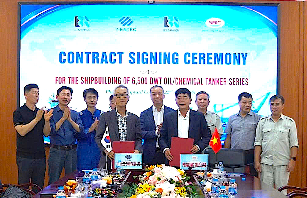 Ph&agrave; Rừng k&yacute; hợp đồng đ&oacute;ng mới 10 t&agrave;u chở dầu/h&oacute;a chất cho đối t&aacute;c H&agrave;n Quốc- Ảnh 1.