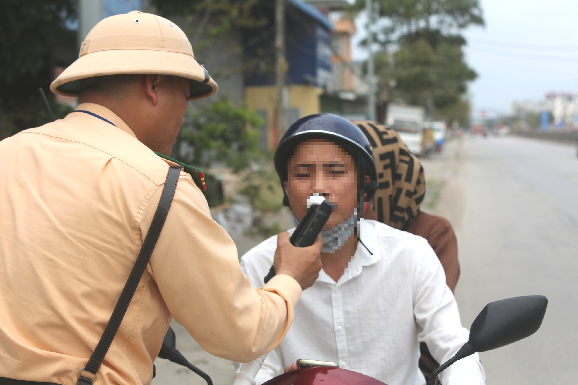 CSGT Thanh H&oacute;a lập 189 tổ c&ocirc;ng t&aacute;c, kh&ocirc;ng c&oacute; ngoại lệ trong xử l&yacute; vi phạm- Ảnh 2.