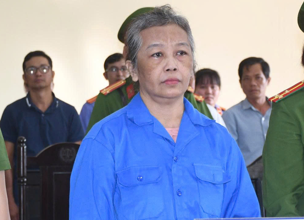 Vĩnh Long: Đăng tải, ph&aacute;t t&aacute;n th&ocirc;ng tin sai sự thật tr&ecirc;n Facebook, người phụ nữ lĩnh &aacute;n t&ugrave;- Ảnh 1.