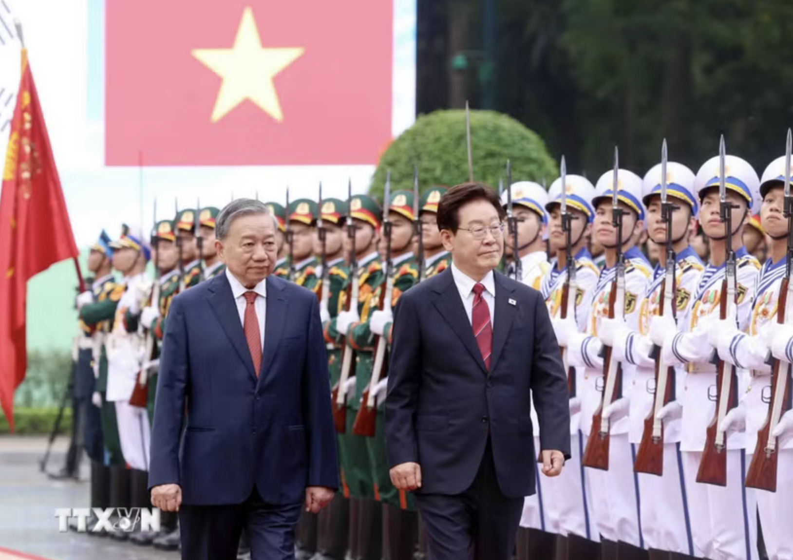 Tổng B&iacute; thư, Chủ tịch nước T&ocirc; L&acirc;m chủ tr&igrave; Lễ đ&oacute;n ch&iacute;nh thức Tổng thống H&agrave;n Quốc- Ảnh 1.