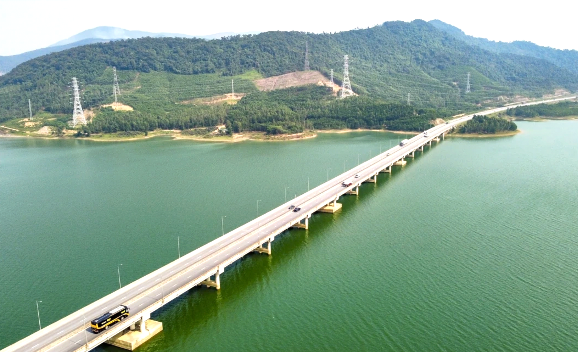 Ngắm những tuyến đường rộng th&ecirc;nh thang trị gi&aacute; h&agrave;ng ngh&igrave;n tỷ đồng ở Thanh H&oacute;a- Ảnh 10.