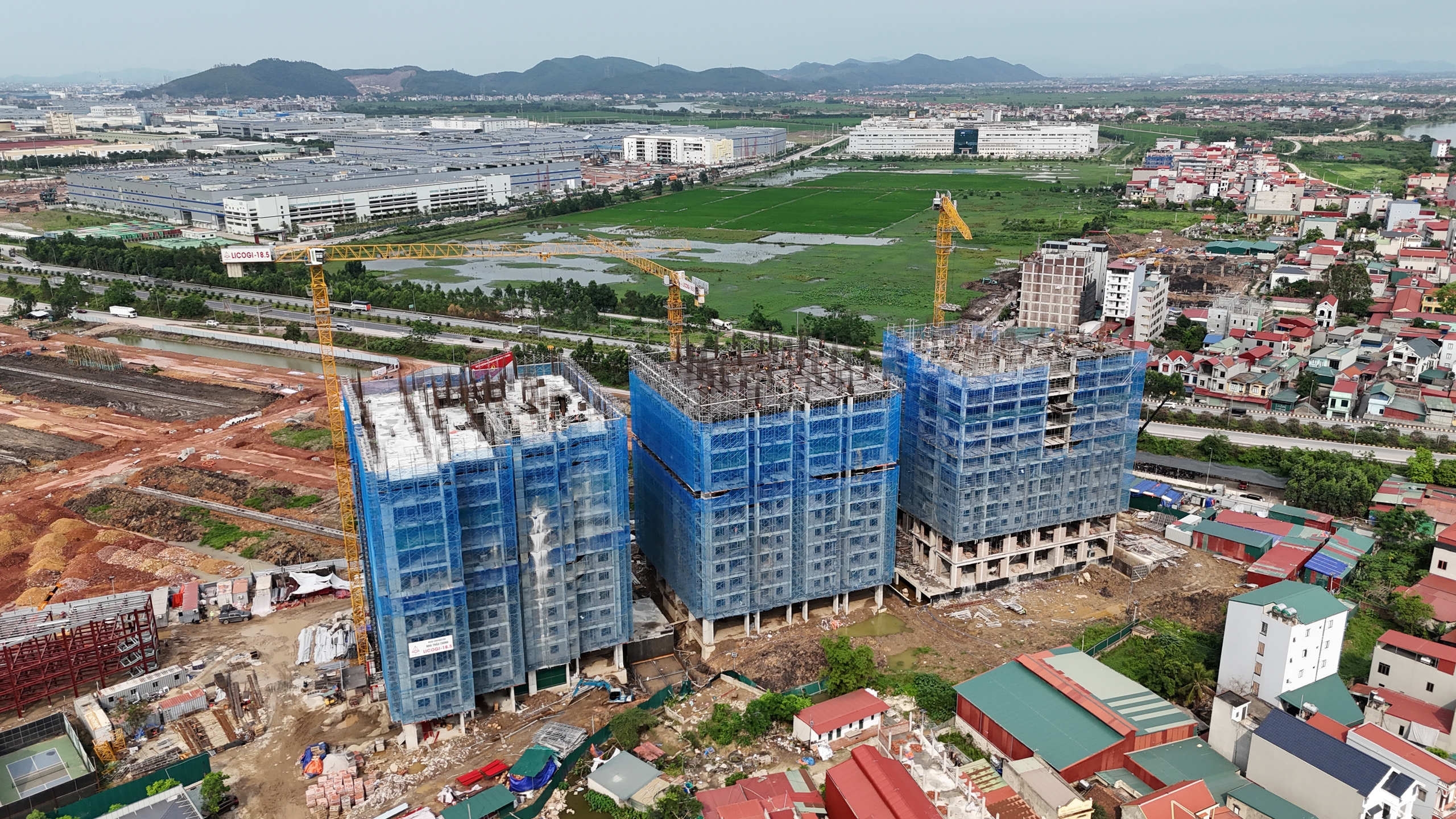 Cận cảnh dự án nhà ở xã hội có cả nhà để xe cho người thu nhập thấp tại Bắc Ninh- Ảnh 7.