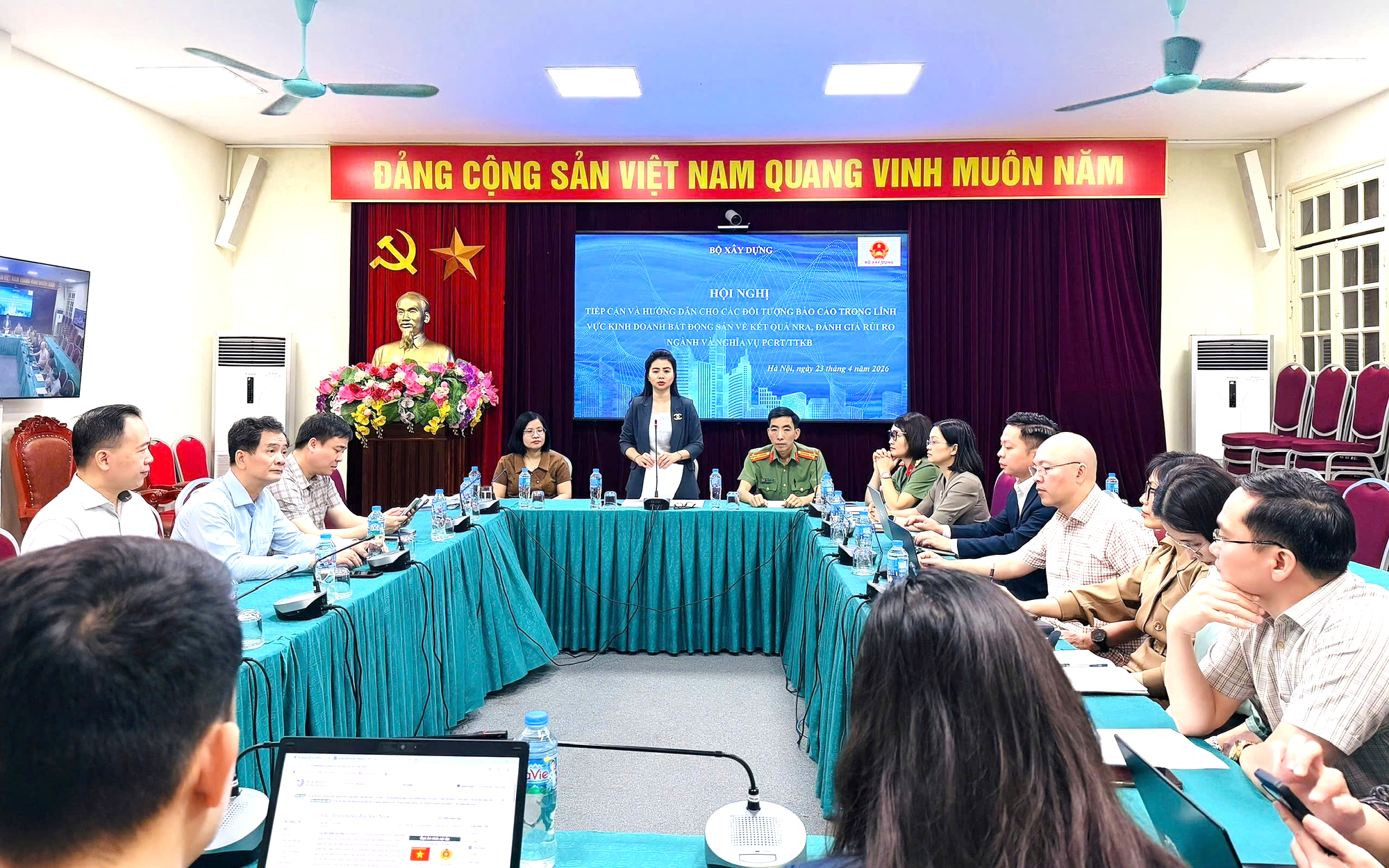 Bất động sản lọt top những lĩnh vực có nguy cơ rửa tiền cao - Ảnh 6.