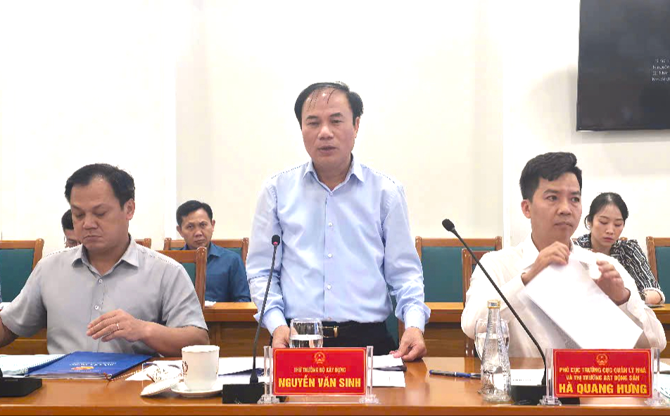 Thứ trưởng Nguyễn Văn Sinh yêu cầu đẩy nhanh tiến độ nhà ở xã hội tại Quảng Ninh- Ảnh 2.