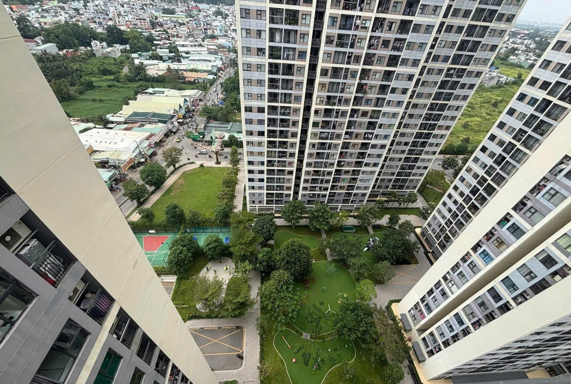 Tiếp tục hoàn thiện hành lang pháp lý bất động sản- Ảnh 1.