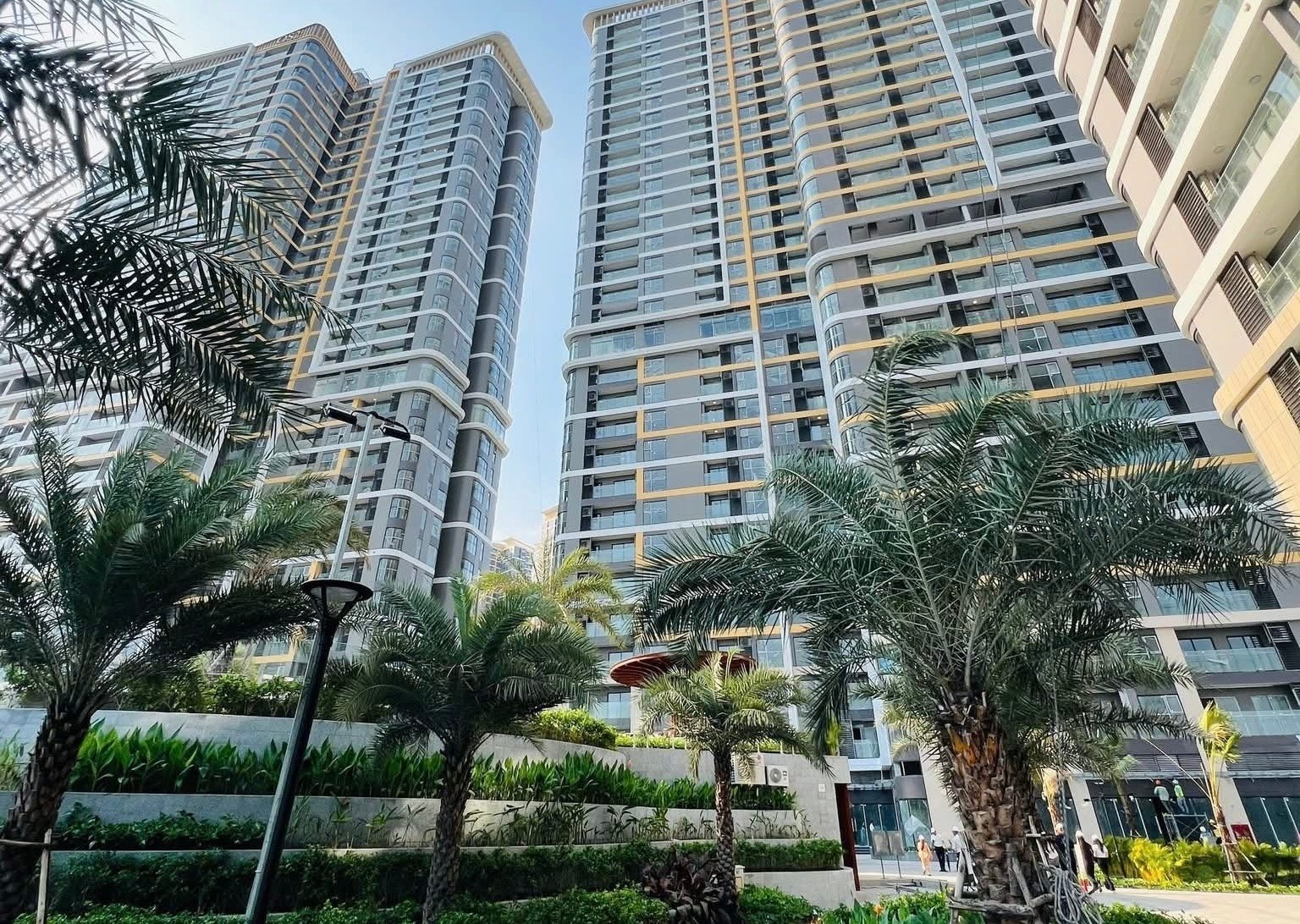 Vì sao giá chung cư vẫn neo cao?- Ảnh 3.