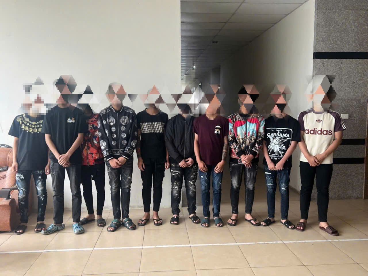 Hưng Y&ecirc;n: Khởi tố 12 thanh thiếu ni&ecirc;n đuổi đ&aacute;nh nhau tr&ecirc;n quốc lộ 39- Ảnh 1.