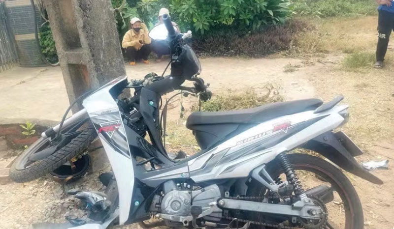 Chiếc xe m&aacute;y tại hiện trường vụ tai nạn - Ảnh: Người d&acirc;n cung cấp.