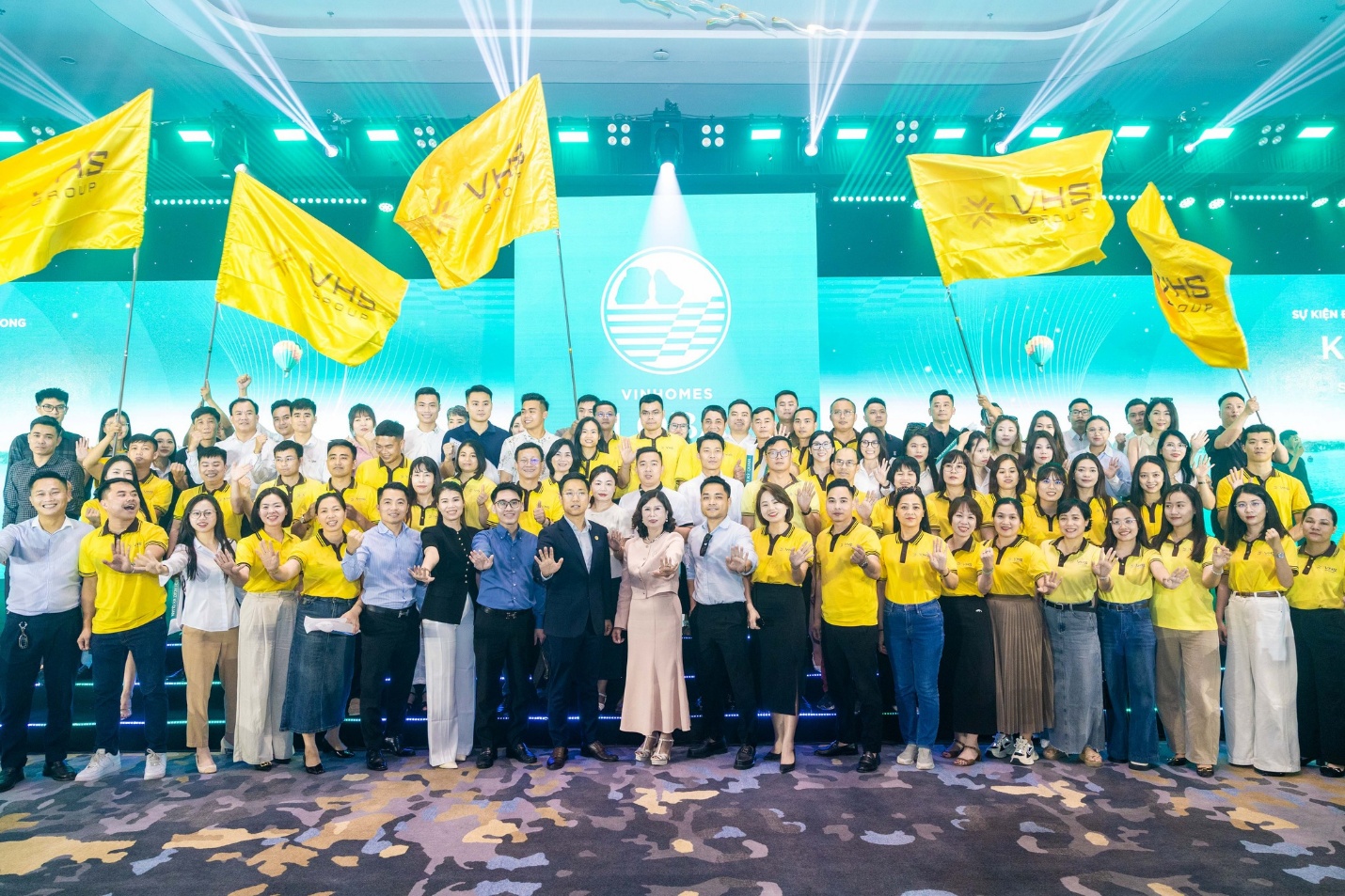 VHS Group &ndash; Giương cờ xuất trận, k&iacute;ch hoạt kh&iacute; thế chinh phục Vinhomes Global Gate Hạ Long- Ảnh 5.
