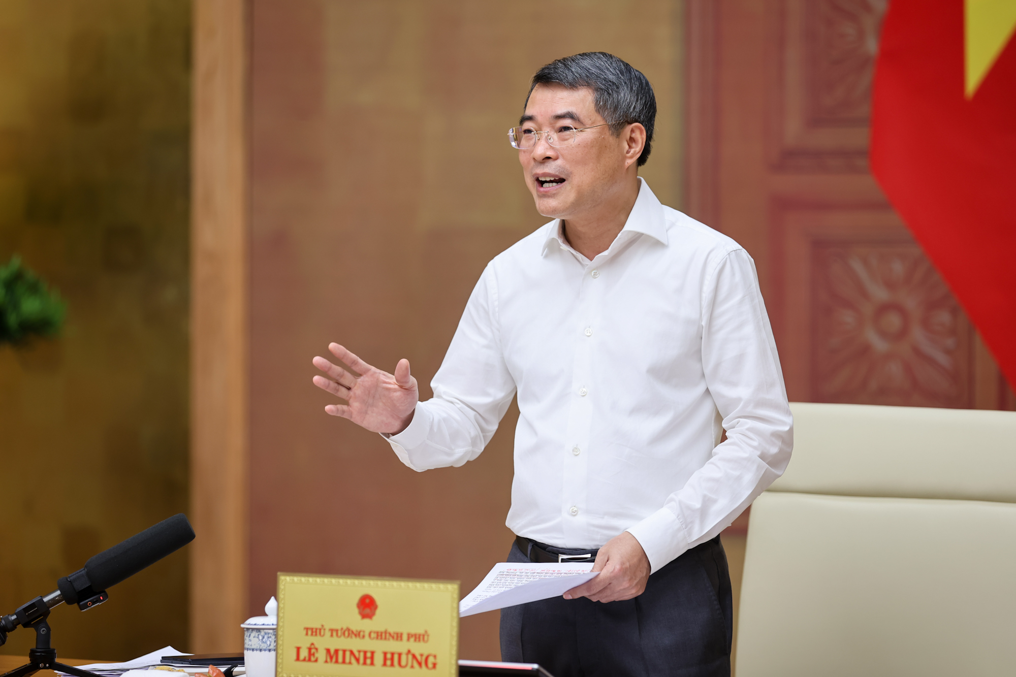 Thủ tướng: Mạnh dạn đề xuất cơ chế đột ph&aacute; thu h&uacute;t nguồn lực cho hạ tầng giao th&ocirc;ng- Ảnh 2.