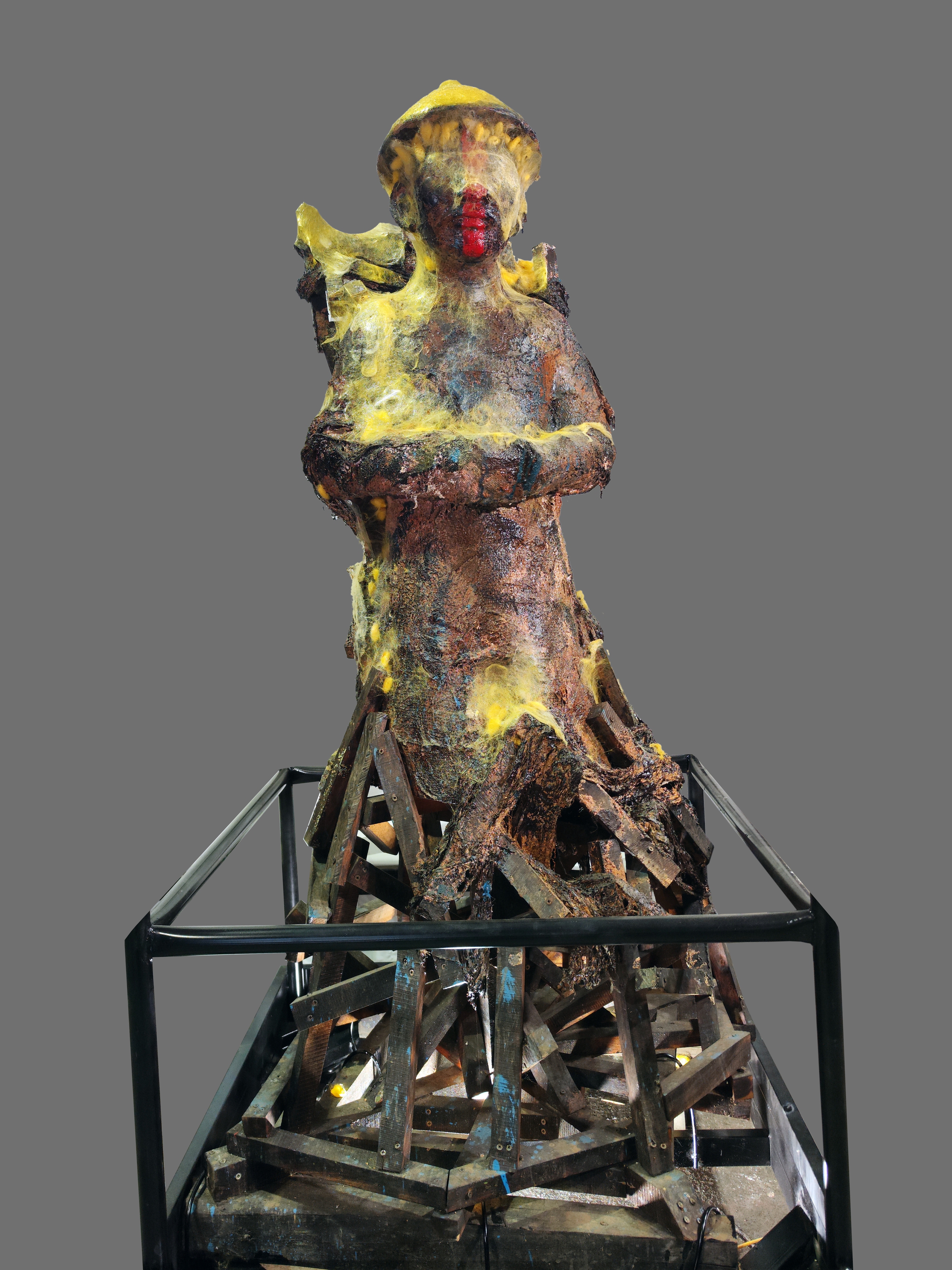 Triển l&atilde;m sắp đặt &ldquo;Tằm": K&yacute; ức, đời sống v&agrave; triết l&yacute; người Việt tại Venice Biennale 61- Ảnh 7.