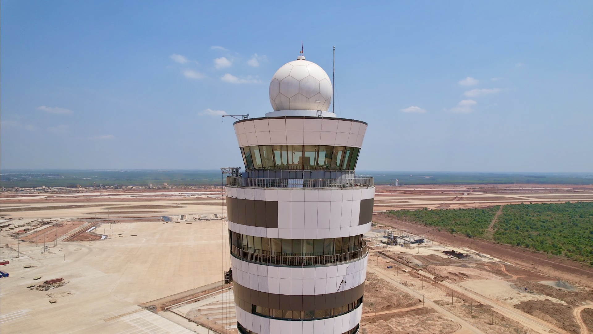 Ngắm &ldquo;khối &oacute;c&rdquo; cao 123m của s&acirc;n bay Long Th&agrave;nh với diện mạo ho&agrave;n chỉnh- Ảnh 12.