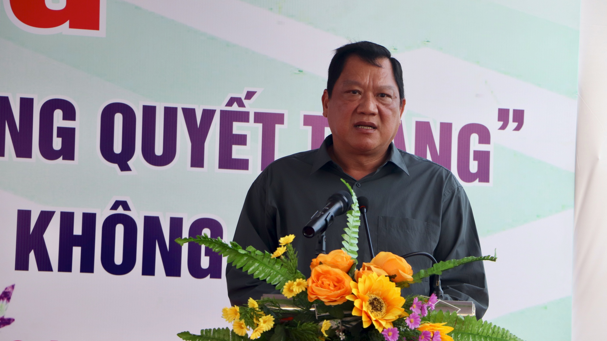 Ph&aacute;t động "60 ng&agrave;y đ&ecirc;m lao động quyết thắng" dự &aacute;n n&acirc;ng cấp Cảng h&agrave;ng kh&ocirc;ng C&agrave; Mau- Ảnh 2.