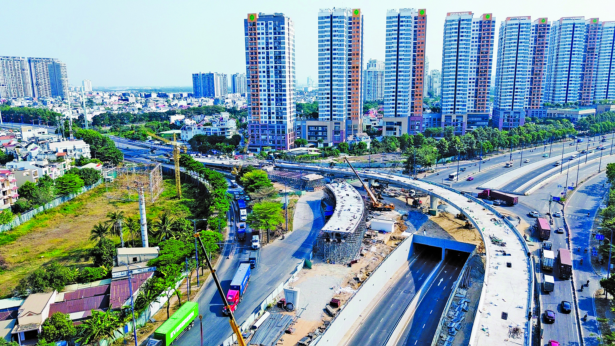 Tăng trưởng hai con số v&agrave; &ldquo;mục ti&ecirc;u k&eacute;p&rdquo;- Ảnh 1.