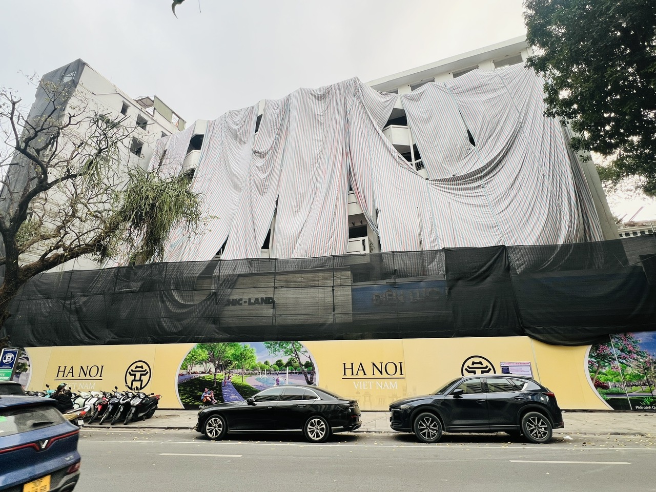 H&agrave; Nội: Gấp r&uacute;t ph&aacute; dỡ c&ocirc;ng tr&igrave;nh, chuẩn bị x&acirc;y quảng trường ph&iacute;a Đ&ocirc;ng hồ Ho&agrave;n Kiếm- Ảnh 5.