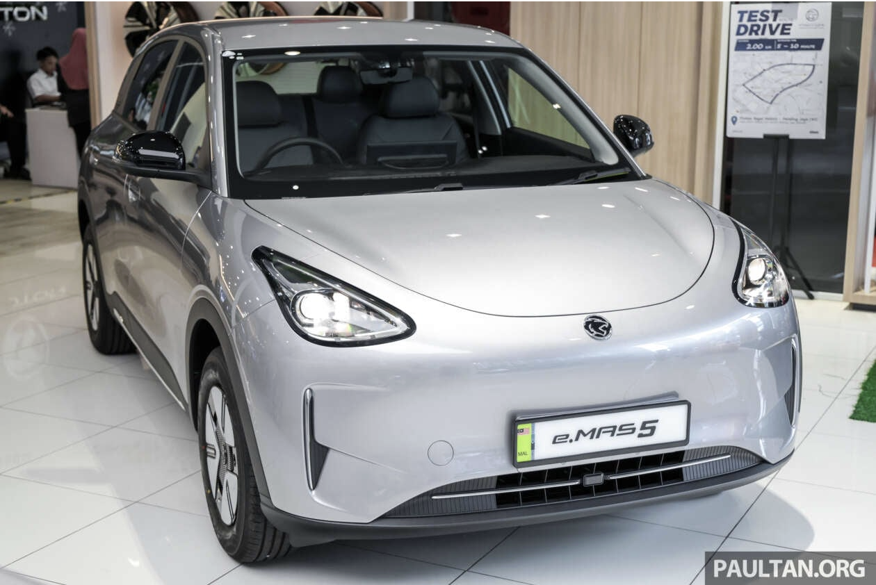 Xe điện nội địa Malaysia hút khách hơn hàng "ngoại"- Ảnh 1. Xe điện nội địa Malaysia hút khách hơn hàng "ngoại"- Ảnh 1.