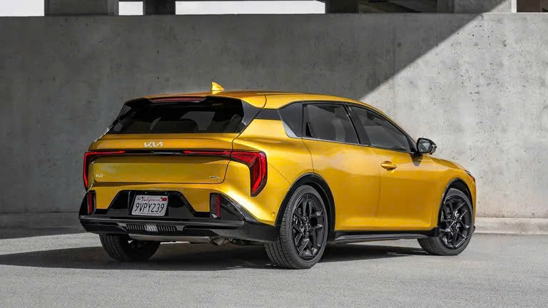 KIA K4 2026 có kích thước vượt trội so với đối thủ- Ảnh 9.