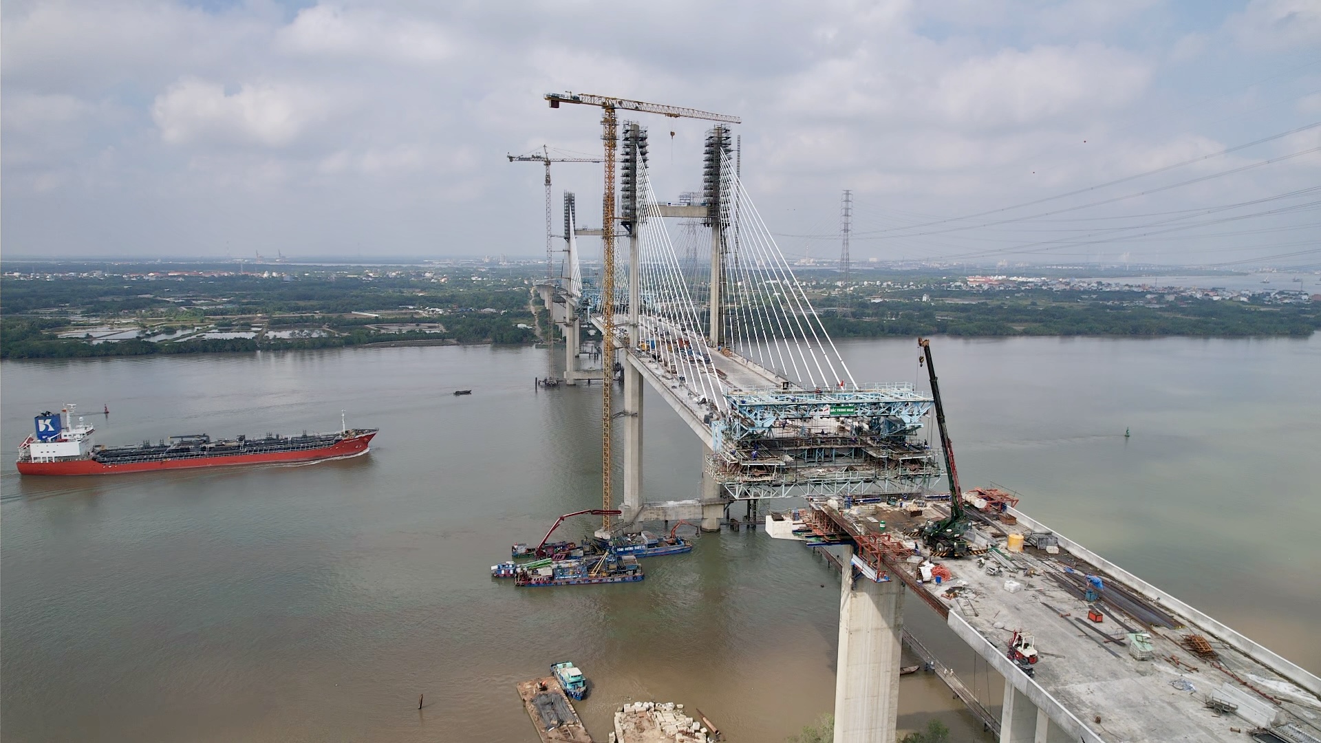 Dốc lực thi công cầu Phước Khánh để kịp về đích tháng 7- Ảnh 14. Dốc lực thi công cầu Phước Khánh để kịp về đích tháng 7- Ảnh 14.