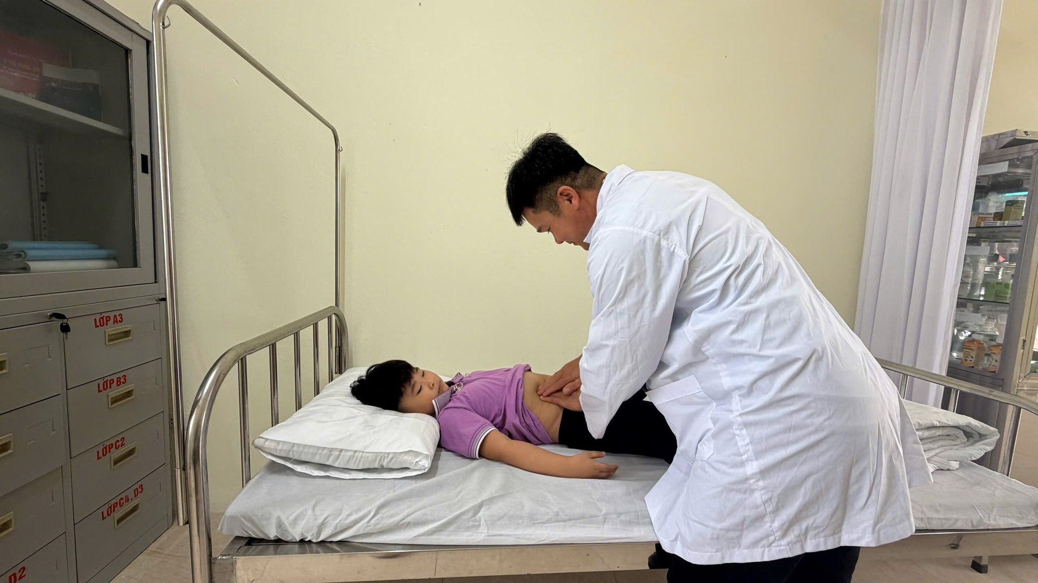 Trường học H&agrave; Nội siết chặt ph&ograve;ng, chống bệnh tay ch&acirc;n miệng- Ảnh 9.