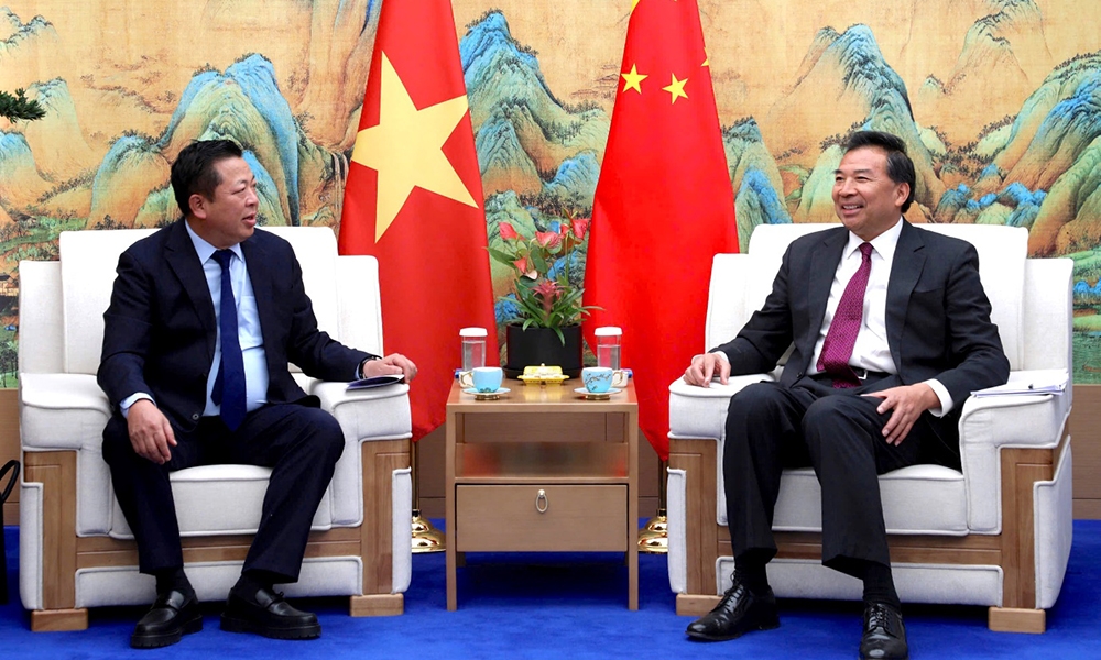 Việt Nam v&agrave; Trung Quốc đẩy mạnh hợp t&aacute;c ph&aacute;t triển đường sắt kết nối hai nước