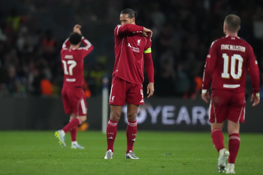 Đ&aacute;nh bại&nbsp;Liverpool, PSG đặt một ch&acirc;n v&agrave;o b&aacute;n kết Champions League- Ảnh 2.