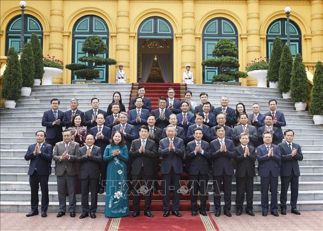 Tổng B&iacute; thư T&ocirc; L&acirc;m nhận b&agrave;n giao c&ocirc;ng t&aacute;c Chủ tịch nước- Ảnh 5.