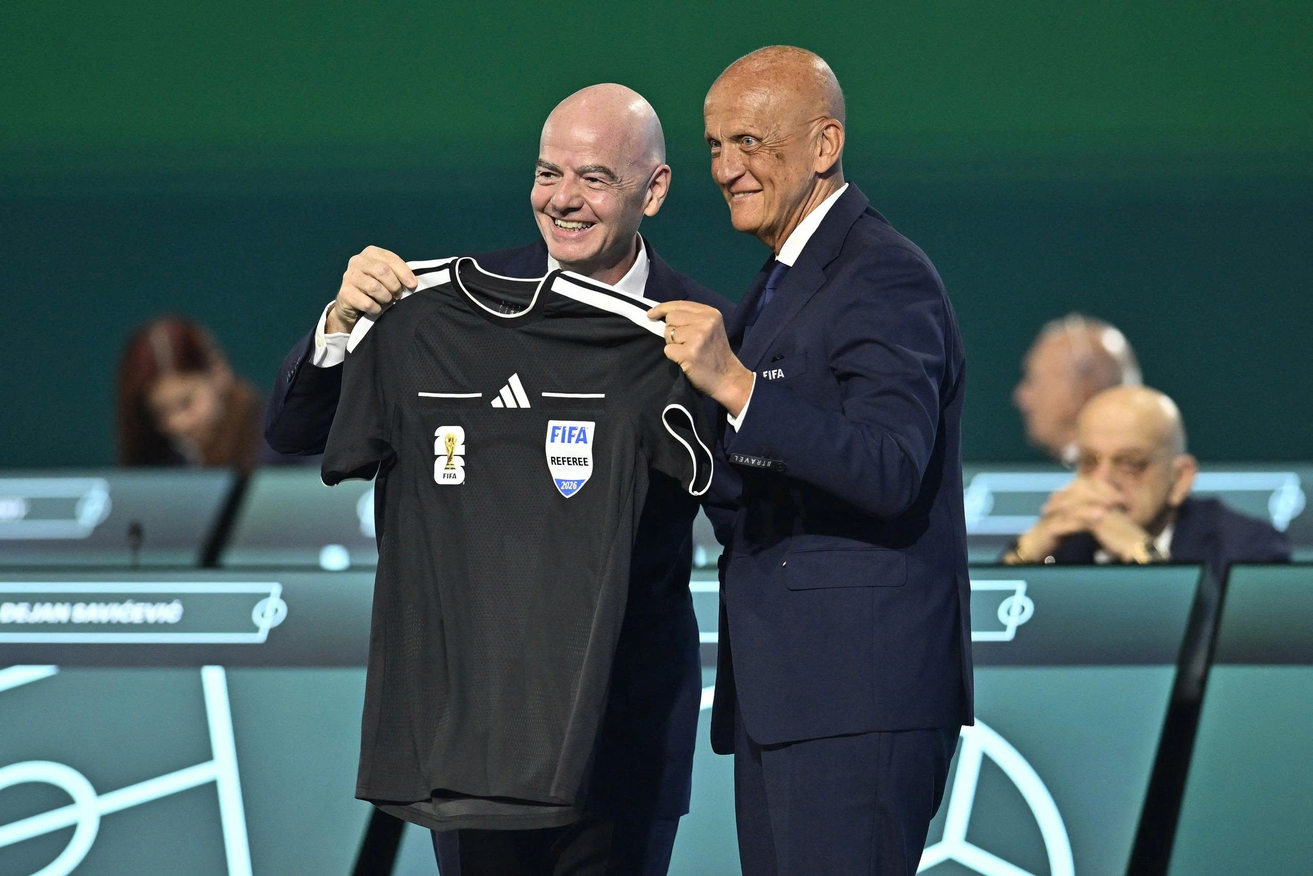 B&oacute;ng đ&aacute; Việt Nam được FIFA đầu tư khủng- Ảnh 1.