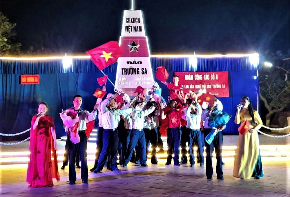 Qu&acirc;n d&acirc;n Trường Sa vững v&agrave;ng nơi đầu s&oacute;ng- Ảnh 6.