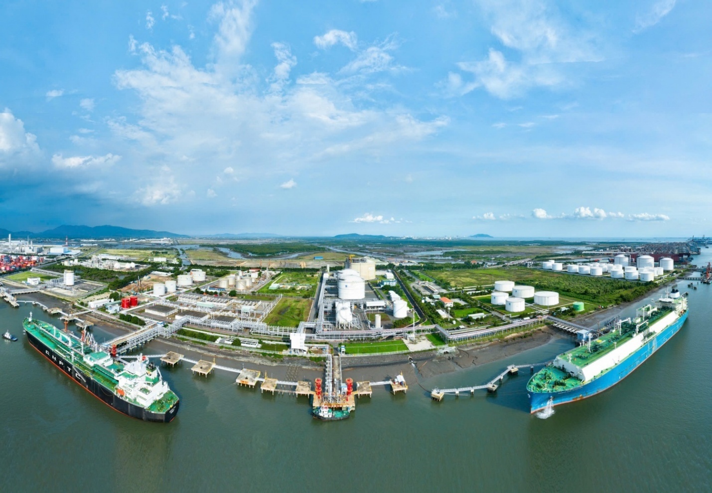 PV GAS giữ nguồn cung LNG - LPG cho thị trường năng lượng giữa gi&aacute;n đoạn eo biển Hormuz- Ảnh 1.