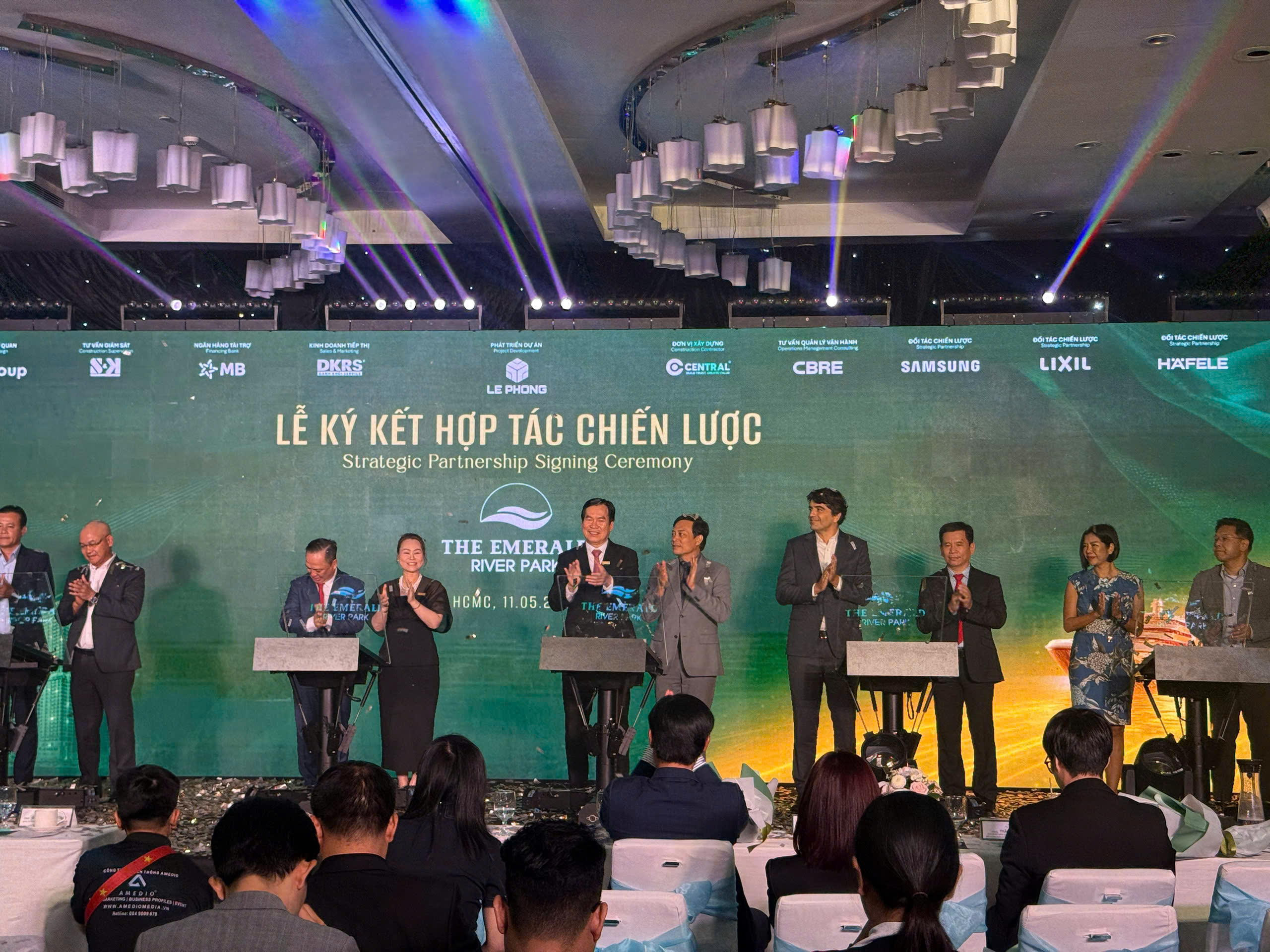 Lê Phong hợp tác với nhiều đối tác phát triển dự án The Emerald River Park- Ảnh 1.