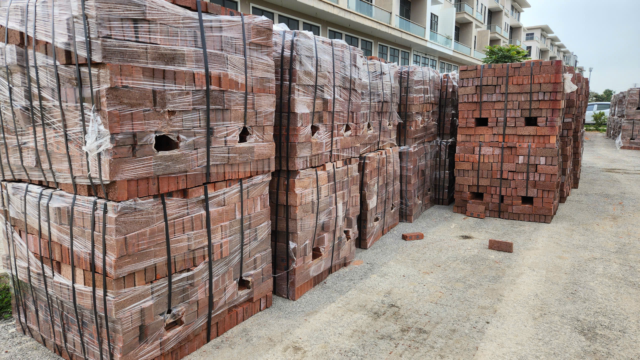 Người dân băn khoăn giá nhà ở xã hội tại Vinh ngang ngửa với giá ở Thủ đô Hà Nội- Ảnh 2.