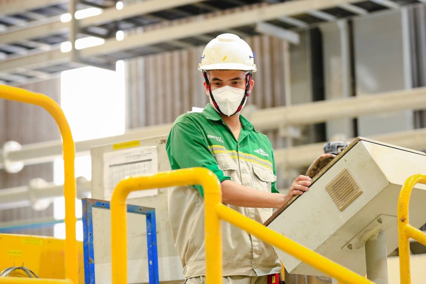 Nh&agrave; m&aacute;y tấm xi măng sợi đầu ti&ecirc;n đạt mục ti&ecirc;u zero carbon tại Việt Nam - Ảnh 10.